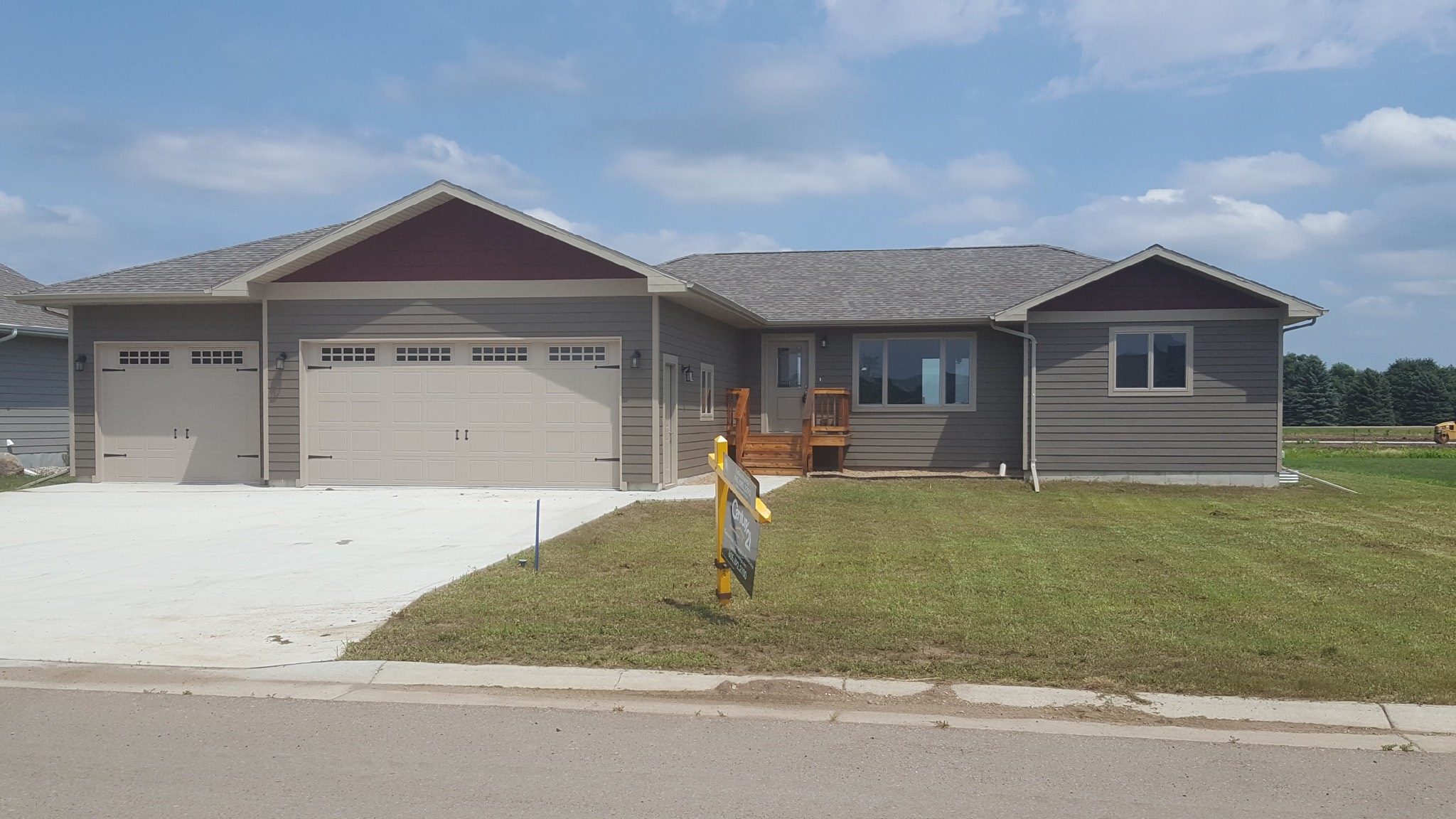 Viking 100 – Sold/Spec House Located in Volga, SD